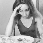 Los trastornos alimenticios en niñas se pueden evitar adolescentes