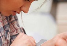 Los jóvenes que se autolesionan son más propensos a cometer delitos violentos autolesiones