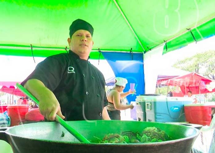 portada_wzxyb77 plaza 22 de agosto