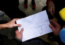 Técnicos esperan rescatar antes del lunes al niño español que cayó a un pozo espana