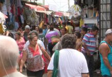 Mercados de Managua con las puertas abiertas para que familias hagan sus compras nicaragua
