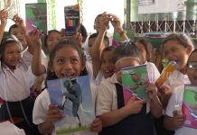 Importantes paquetes escolares son entregados en la Isla de Ometepe nicaragua