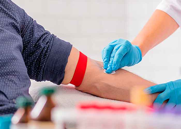 prueba-de-sangre-para-el-coronavirus prueba de sangre