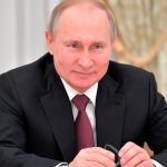 Vladimir Putin recibe segunda dosis de vacuna contra el Covid 19 vacuna