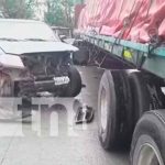 Camioneta impacta con una rastra en la cuesta «La Ponzoña», Río Blanco nicaragua