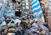 Sube a 38 la cifra de muertos tras derrumbe de edificio en Rusia rusia