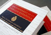 RAE elimina la acepción «fácil» referida a la mujer que «se presta sin problemas a mantener relaciones sexuales» relaciones sexuales