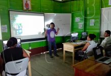 Inician las primeras clases de computación en el Rama Cay nicaragua