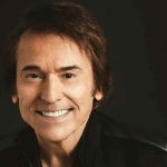 Raphael celebra 60 años sobre el escenario con extraordinario proyecto musica