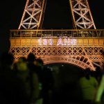 Reabren torre Eiffel tras incidente con escalador francia