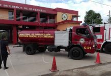 Bomberos de Bluefields reciben dos cisternas para reforzar labores nicaragua