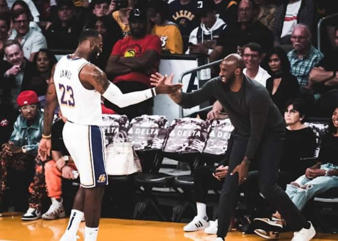 received_2904666139617614 Lakers