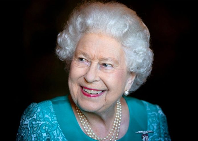 reina-isabel-_657m11A reino unido