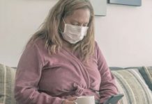 Hija escucha los últimos suspiros de su madre antes de morir por coronavirus reino unido