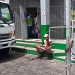¡Se armó! Golpes y estocadas en un supermercado de Managua nicaragua