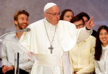 Francisco pide reportar denuncias de abusos sexuales al Vaticano roma