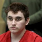 Retrasan juicio contra el autor de matanza en secundaria de Florida estados unidos