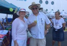 Crucero Magnífica arriba con animados turistas a Puerto Corinto nicaragua
