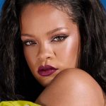 Rihanna lanza su biografía y filtran foto donde aparece desnuda cantante rihanna