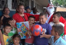 Llega la entrega juguetes a los mimados del hogar en Río Blanco