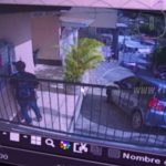 Se hace pasar por vende pósters para robarse un celular nicaragua