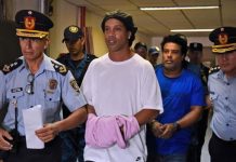 Filtran primera imagen de Ronaldinho desde prisión en Paraguay paraguay