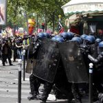 Moscú pide una investigación del ataque de la policía francesa a una periodista rusia