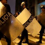 Perú: 13 personas mueren en una discoteca de Lima durante un operativo peru
