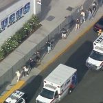 Joven muere por heridas de bala tras tiroteo en escuela de Los Ángeles estados unidos