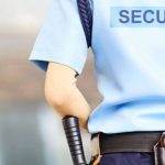 México: Guarda usa tanga como cubrebocas para evitar coronavirus (VIDEO) mexico