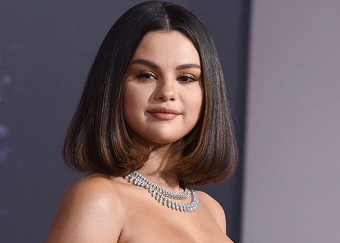 selena-gomez-_iGH9zp1 selena gomez