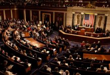 Senado de EEUU logra acuerdo para reabrir el gobierno federal