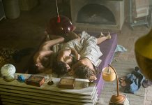 Mirá el sensual trío del «Profesor» de La Casa de Papel espana