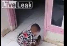 Miren el nuevo juguete de un niño de Indonesia