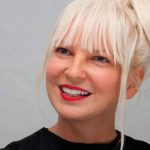 A sus 44 años, Sia se convierte en abuela de gemelos musica