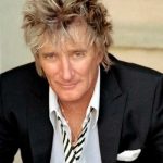 Sir Rod Stewart es arrestado por golpear a guardia en hotel estados unidos