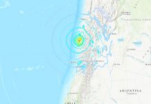 Mueren dos personas durante evacuación tras el sismo en Chile dos muertos