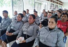 Servidores del Sistema Penitenciario celebran Dia de la Alegría.