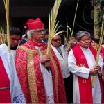 Fieles católicos participan en  procesión de la burrita y misa de ramos en Catedral de Managua nicaragua