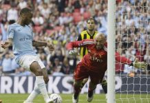16 semanas de cárcel por racismo contra Raheem Sterling manchester city