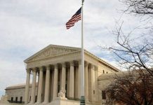 Supremo de EEUU evaluará en abril la legalidad del veto migratorio de Trump
