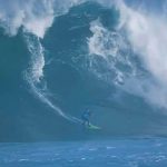 Ola de 18 metros se «traga» a un surfista en Portugal (Video) portugal