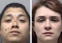 Policía rescató a niños encerrados en una jaula y cubiertos de heces