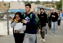 Muere una mujer herida en el tiroteo en una escuela de California estados unidos