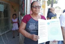Familias del barrio 11 de Mayo reciben títulos de propiedad nicaragua