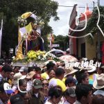 Miles de católicos participan en los mejores topes de Santiago Apóstol nicaragua
