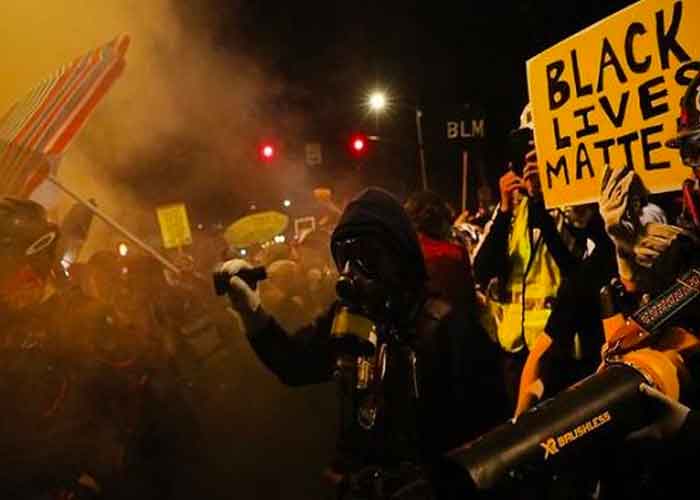 toque-de-queda-filadelfia estados unidos