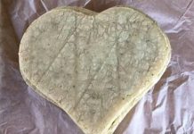 Crean tortilla en forma de corazón para festejar este 14 de febrero mexico