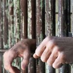 El Salvador: Coyote condenado a 10 años por violar a su víctima el salvador