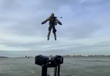 Prueban traje volador a lo ‘Iron Man’ durante ejercicios militares reino unido, armada, practicas, traje volador,